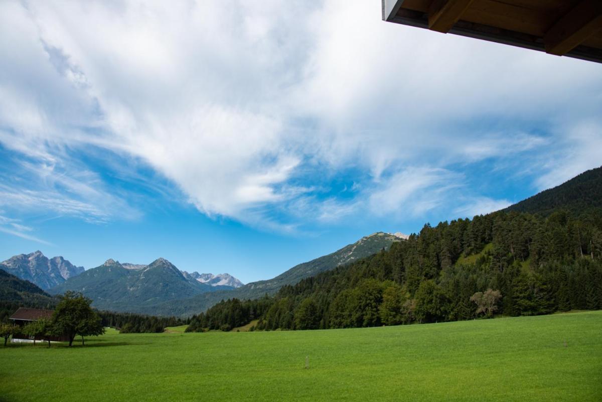 Ferienhaus Oberhof Weissenbach am Lech Bagian luar foto